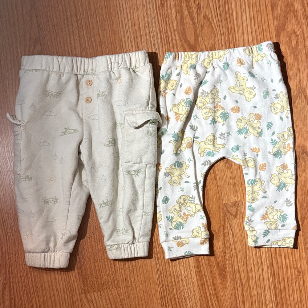 SIZE 3-6 months Kids Cream and Multicolor Printed Bottoms - Picture 1 of 6